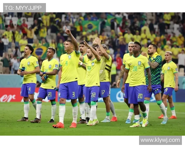 全球球星集体感染足球疫情引发赛季停摆影响赛事和球迷生活 全球球星集体感染足球疫情引发赛季停摆影响赛事和球迷生活